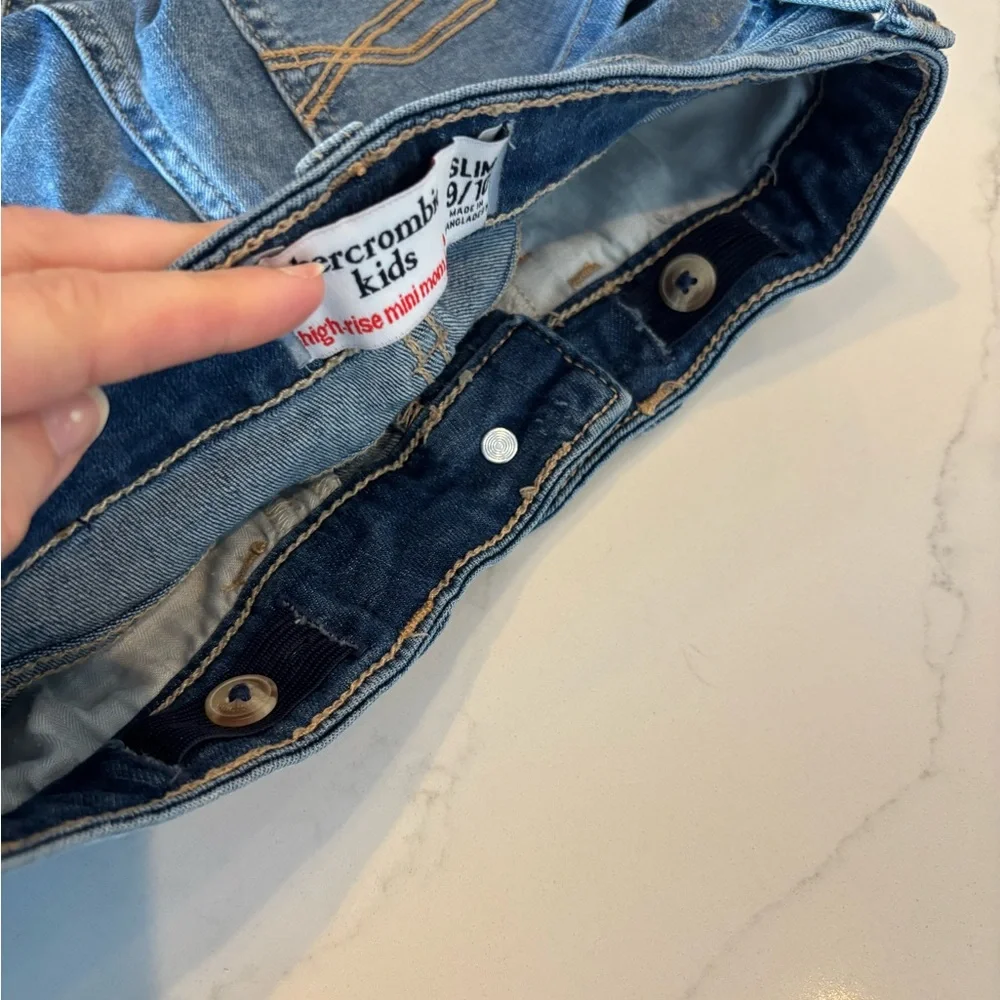 Abercrombie Kids Two-Tone Blue Jeans